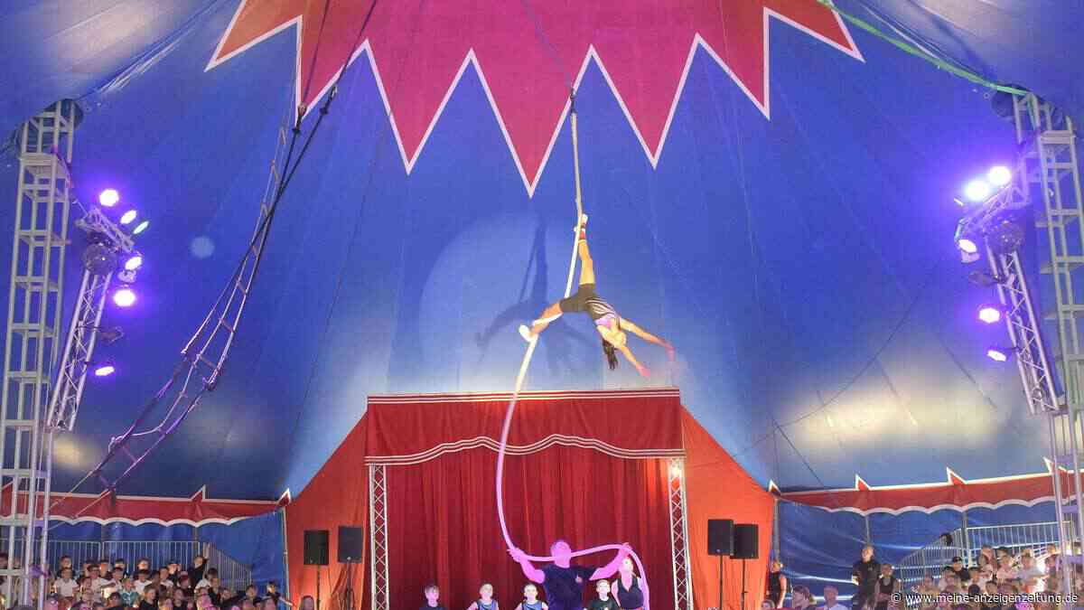 Haager Grundschüler trainieren eine Woche im Zirkuszelt und stellen Show auf die Beine