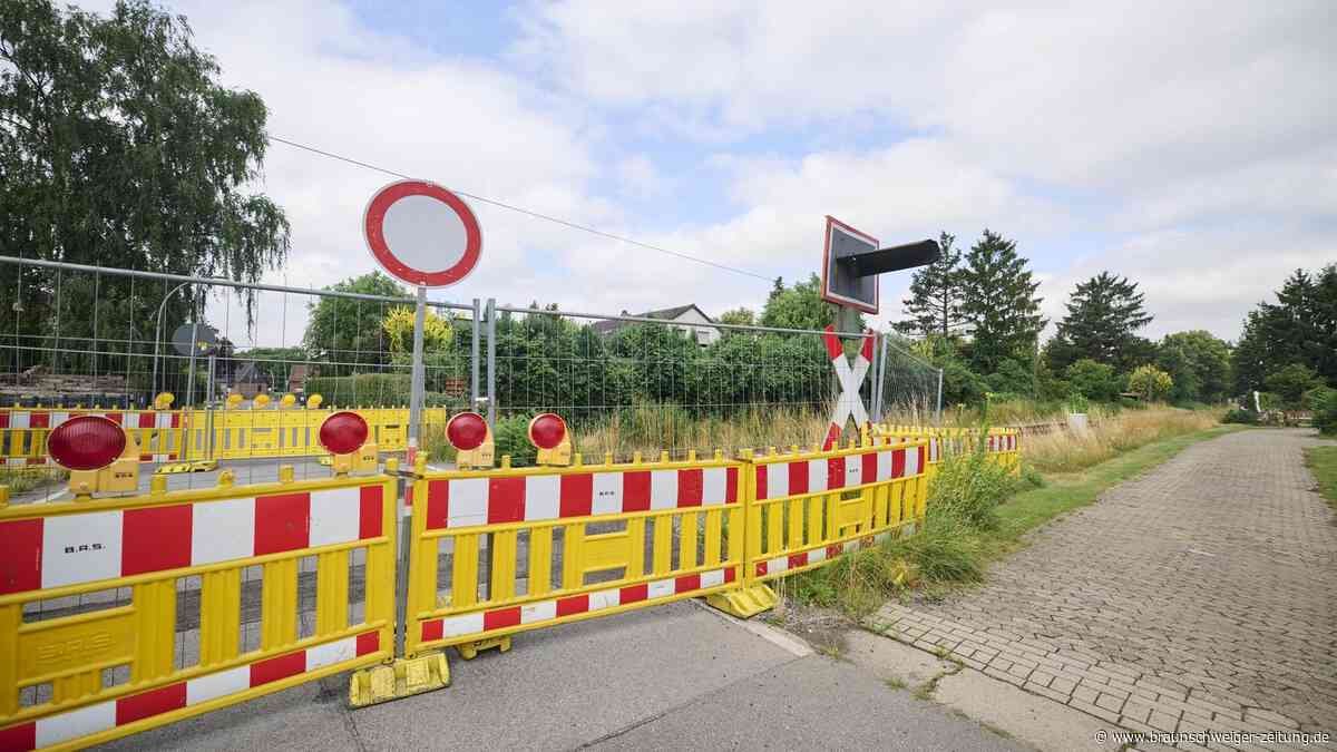 Achtung: Dieser Bahnübergang in Braunschweig ist ab Montag gesperrt