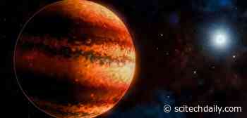 Rare “Super-Jupiter” Discovered on an Extraordinary 180-Day Orbit