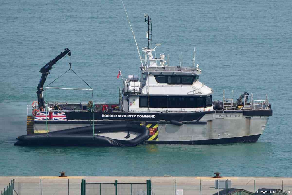 ‘Mega dinghy’ carrying record 165 migrants at once crossed Channel to UK