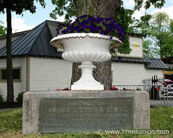 What is the Coaching Club, and why is a stakes race at Saratoga named for it?