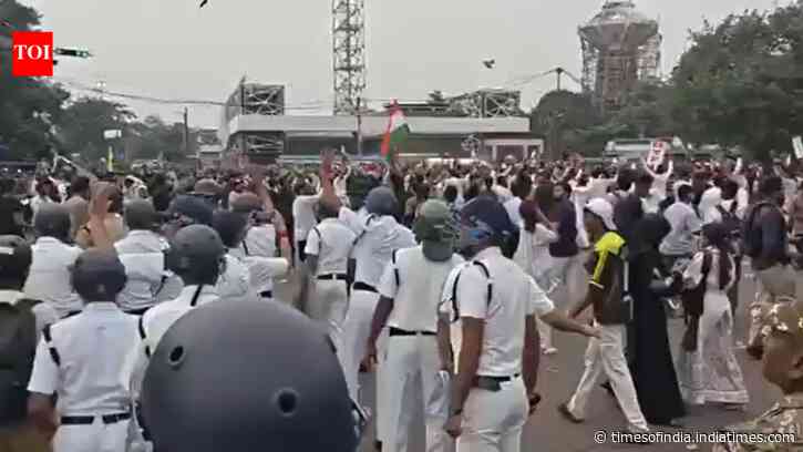 Kolkata NEET paper leak protest: Left student groups clash with police; traffic disrupted at Dorina Crossing