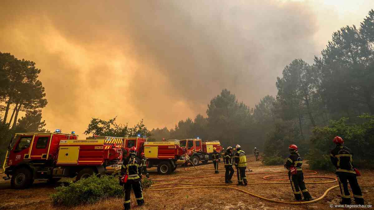 Mehr als 65.000 Menschen wegen Waldbränden in Frankreich evakuiert
