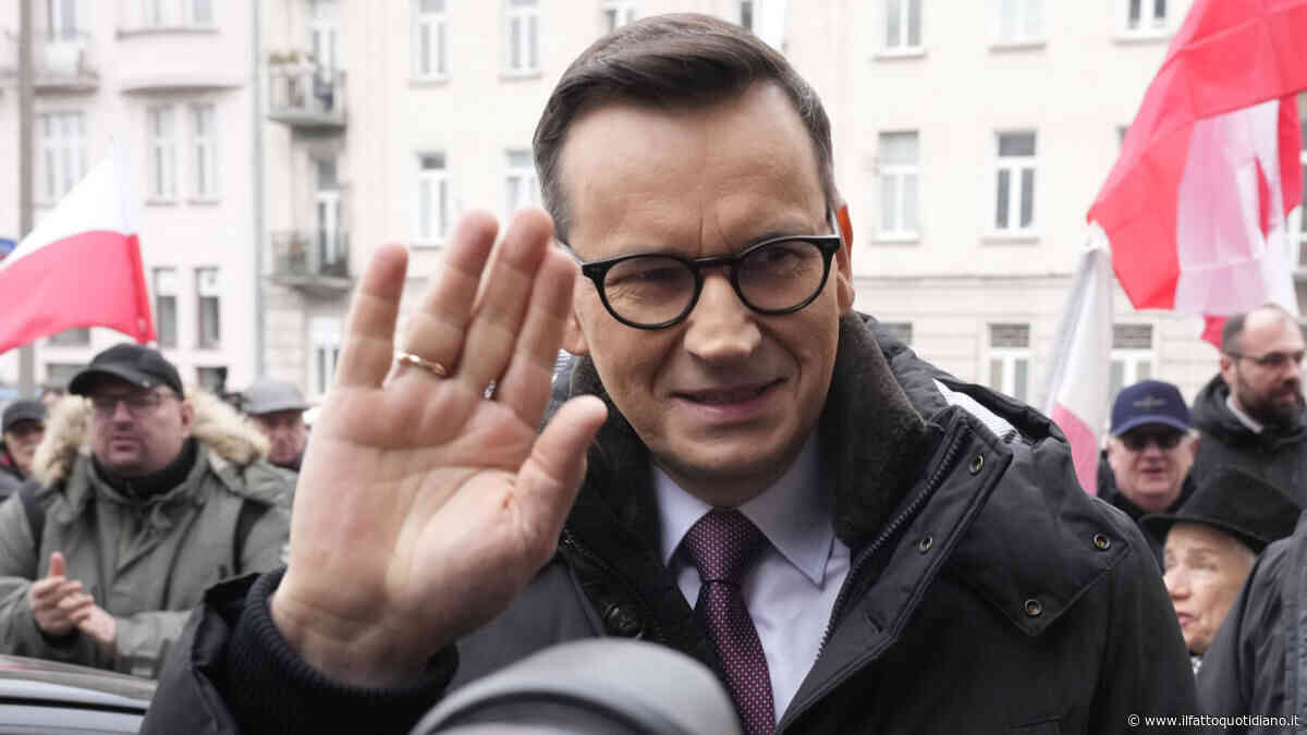 Si spacca il partito di estrema destra in Polonia: l’ex premier Morawiecki espulso da Diritto e Giustizia