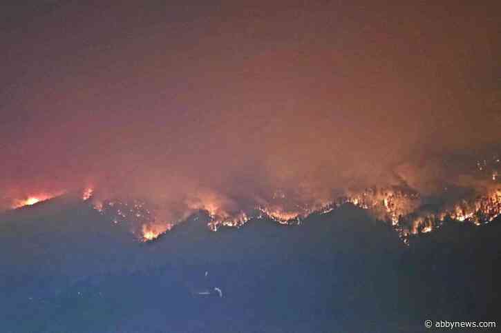 More evacuation orders issued for Pear Lake fire near Clinton