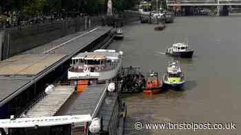Five police officers injured in Westminster Bridge boat crash on River Thames