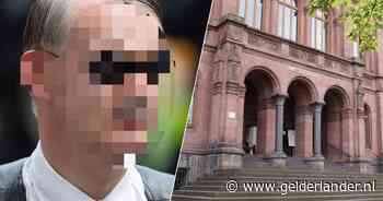 Nederlandse Hitler-imitator komt niet opdagen bij de rechter: boete van 3000 euro hangt hem boven het hoofd