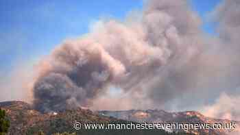 Spanish authorities issue 'extreme' alert as tens of thousands flee wildfires across Europe