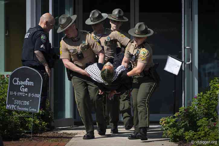Protesters again block access to ICE surveillance hub in Williston, prompting arrests