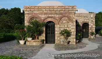 Replica of the Virgin Mary's House draws Catholic devotees in the Philippines