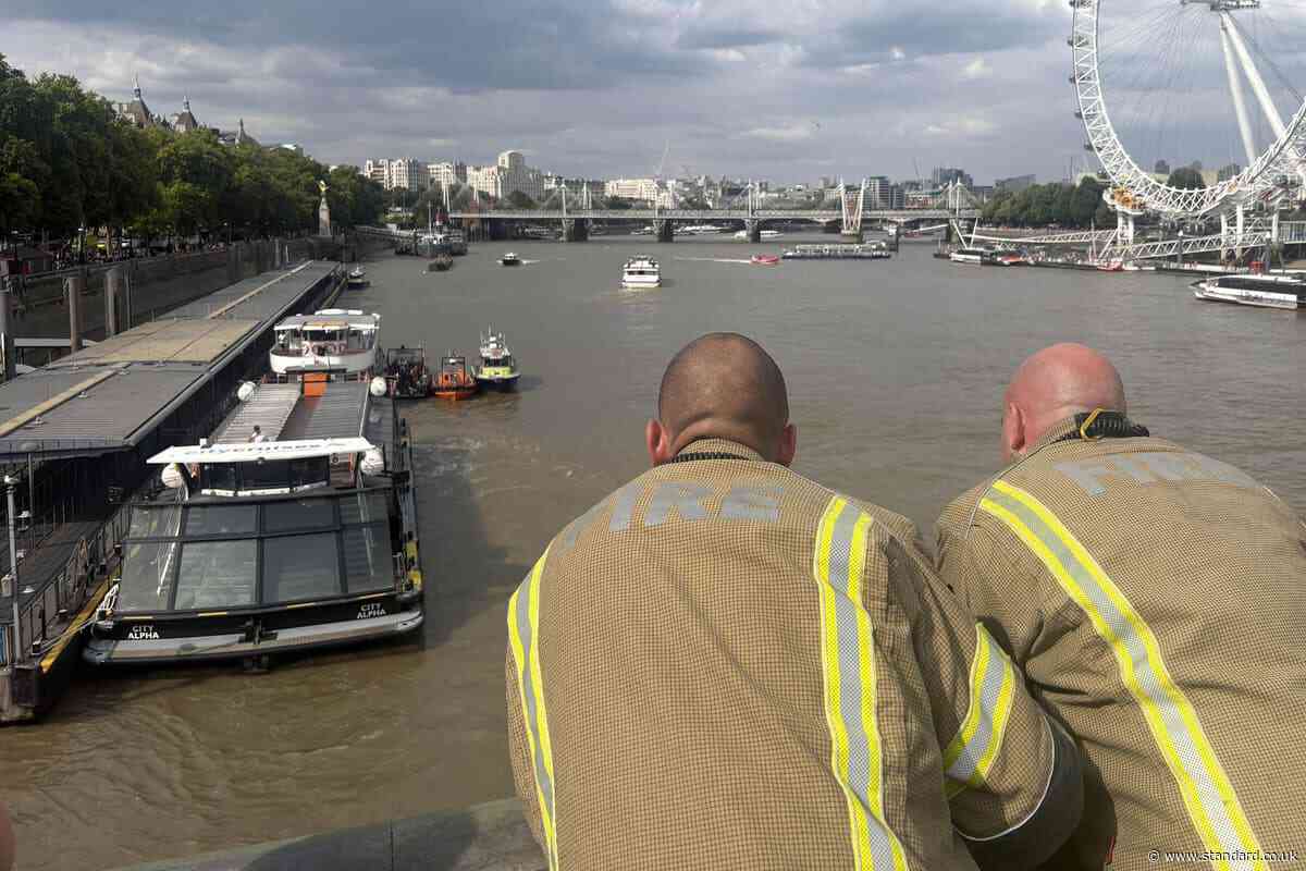 Witnesses describe police boat crash after high-speed ‘pursuit’