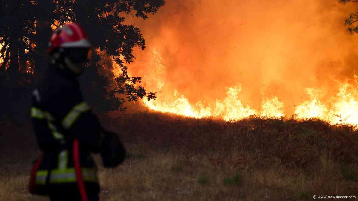 LIVE | Frankrijk evacueert 110.000 mensen om branden, ambassade waarschuwt Nederlanders: ’Geen enkele regio lijkt gespaard te blijven’