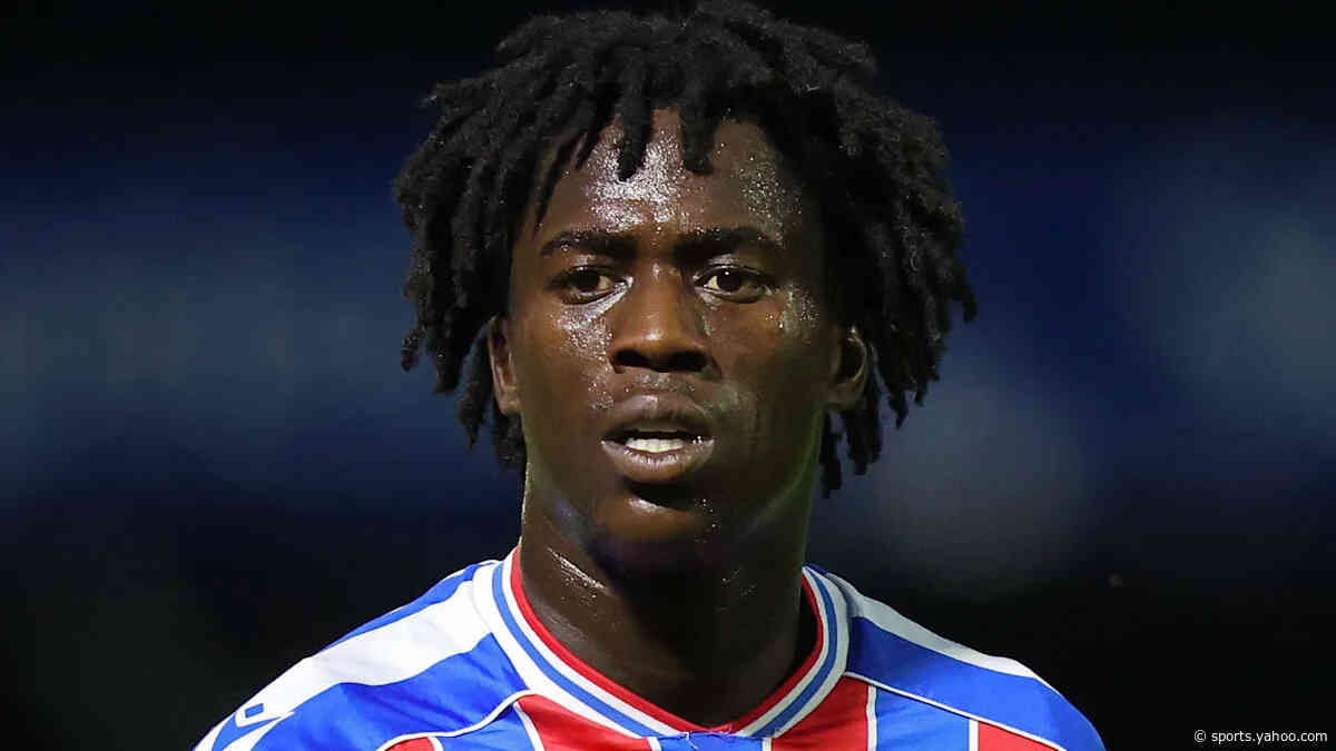 Crawley Town sign Ebiowei and Krasniqi