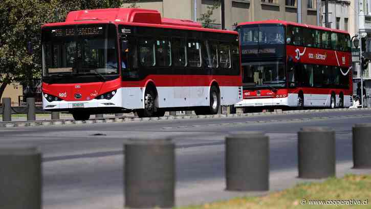Organismo internacional destaca a Santiago por liderar la electromovilidad en América Latina