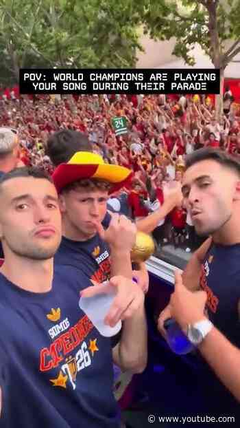 POV: Phone throwing skills are insane 😂 ¡Felicidades Campeones 🇪🇸!  'Lose Control' played live.