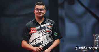 Gian van Veen plaatst zich voor halve finale tegen Gerwyn Price: ‘Het was zo’n rare wedstrijd’
