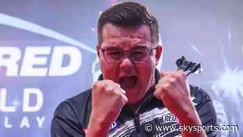 Van Veen edges past Wade to book Price SF showdown in Blackpool