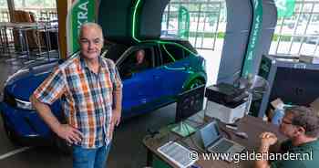 Na zware hagelbui krijgt Wilfred al snel 500 meldingen van schade, en dus neemt hij een besluit