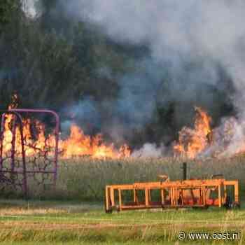 112 Nieuws: Flinke afvalbrand in Vroomshoop