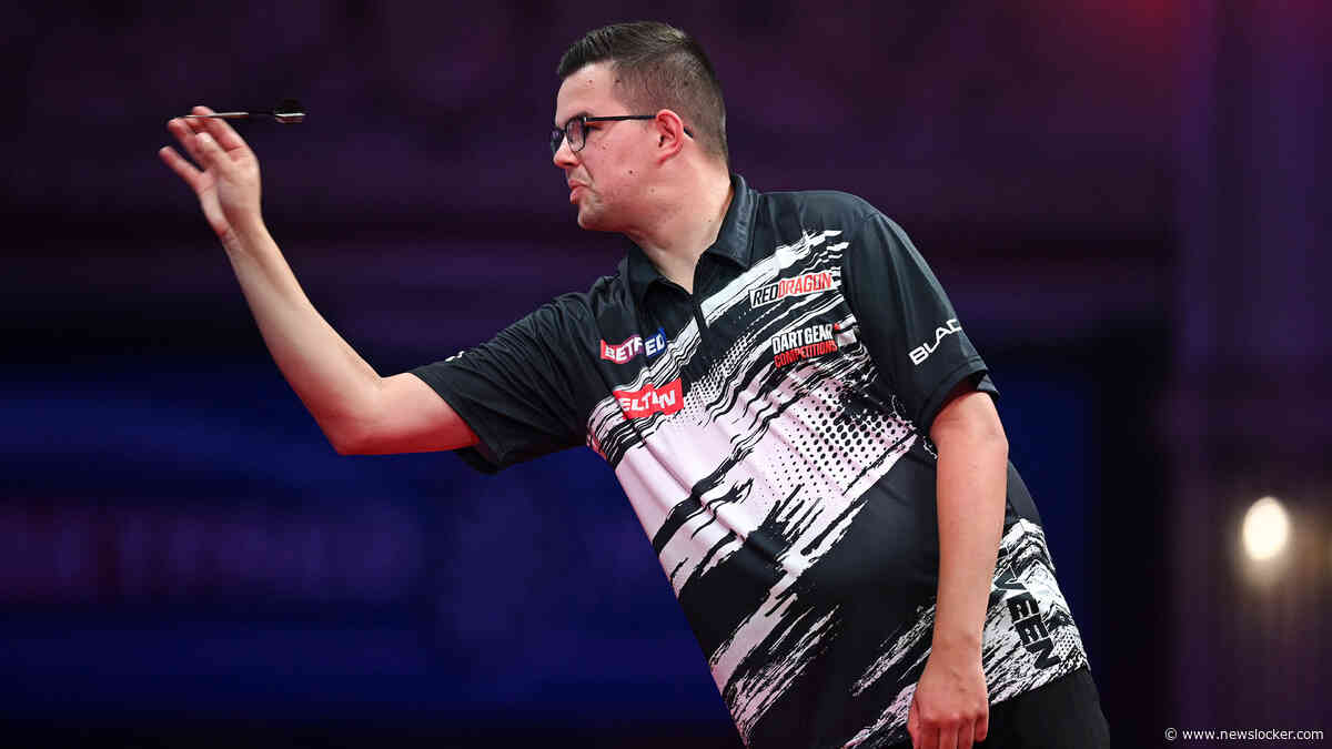 Gian van Veen hard voor zichzelf ondanks plek in halve finale World Matchplay: ’Ik scoorde verschrikkelijk slecht’