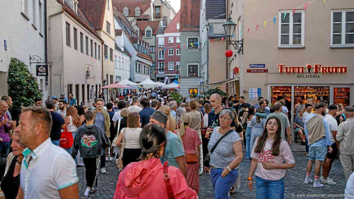 Das sind die Bilder vom Augsburger Altstadtfest 2026.