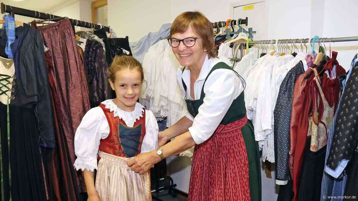 Siebenjährige bekommt für Tutzinger Fischerhochzeit ihre erste Tracht