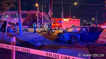 SIU investigates early morning crash in Etobicoke: police