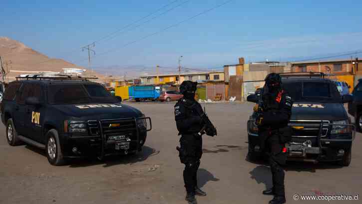 Comenzó la primera etapa del desalojo del Cerro Chuño en Arica