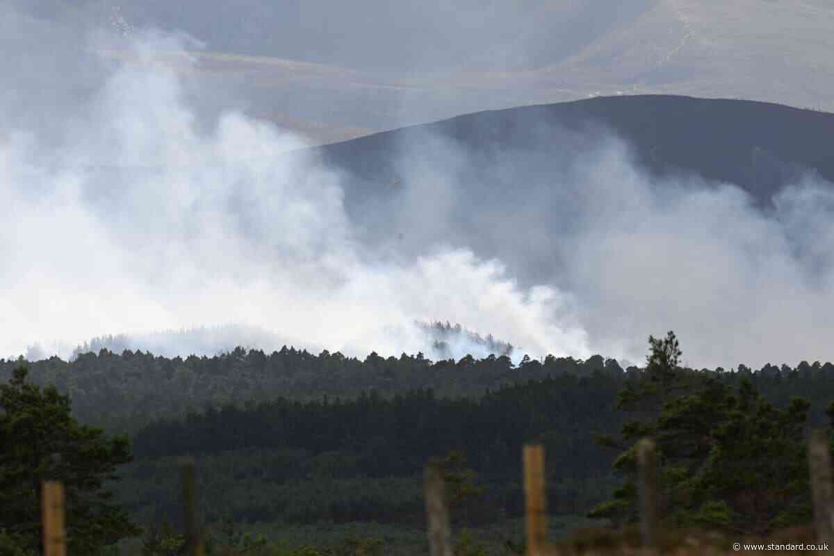 Highlands residents 'angry, upset and frustrated' at evacuation order as wildfire rages over 10 days
