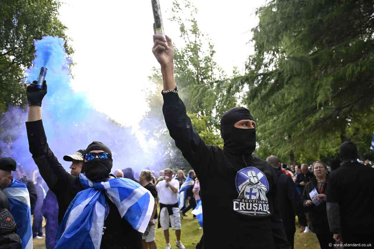 Fifteen arrested after violence breaks out at anti-migrant protest in Glasgow