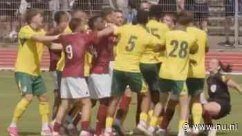 Verhit oefenduel Fortuna Sittard: arbiter loopt hersenschudding op en valt uit