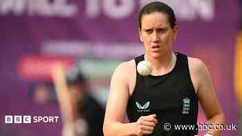 Ambitious Yorkshire strengthen with Arlott signing