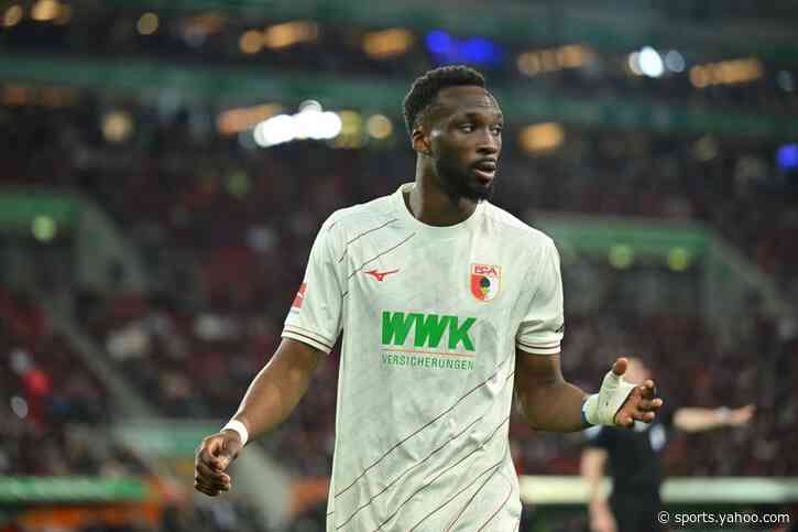 Crystal Palace submit €25m offer for Augsburg’s Chrislain Matsima