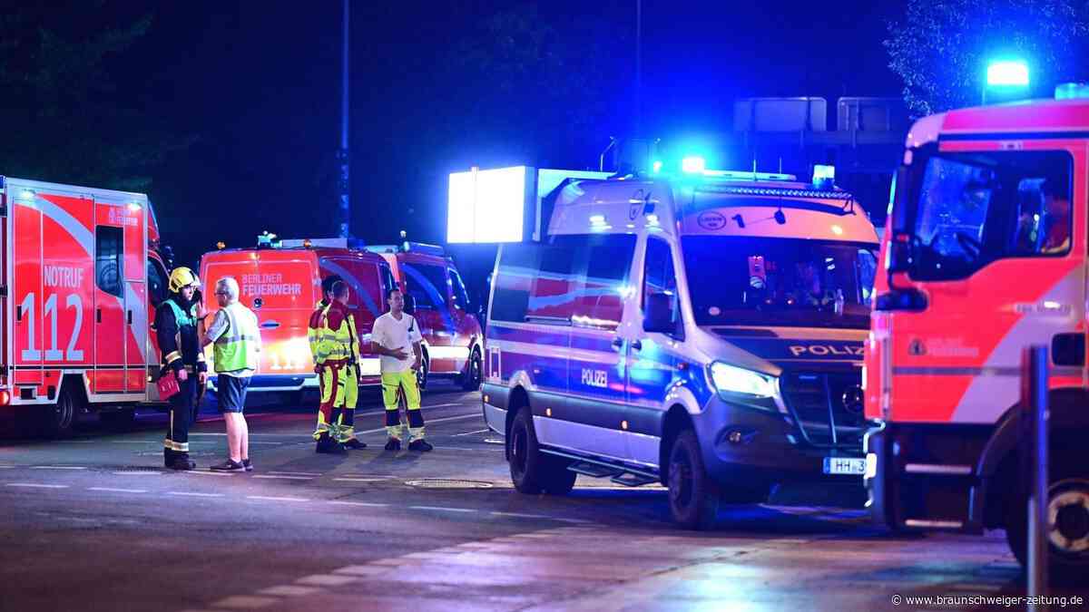 Auto rast bei Berliner CSD in Menschenmenge: Wie konnte es dazu kommen?