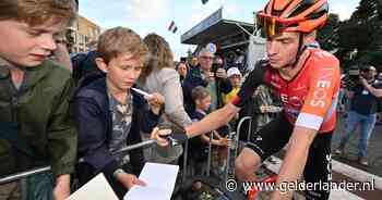 Fans hopen op Van der Poel of Pogacar, maar deelnemersveld Daags na de Tour nog in nevelen gehuld