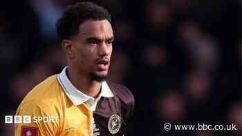 Stevenage re-sign defender Vancooten from Burton