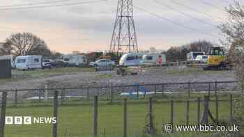 High Court gives travellers one month to leave site