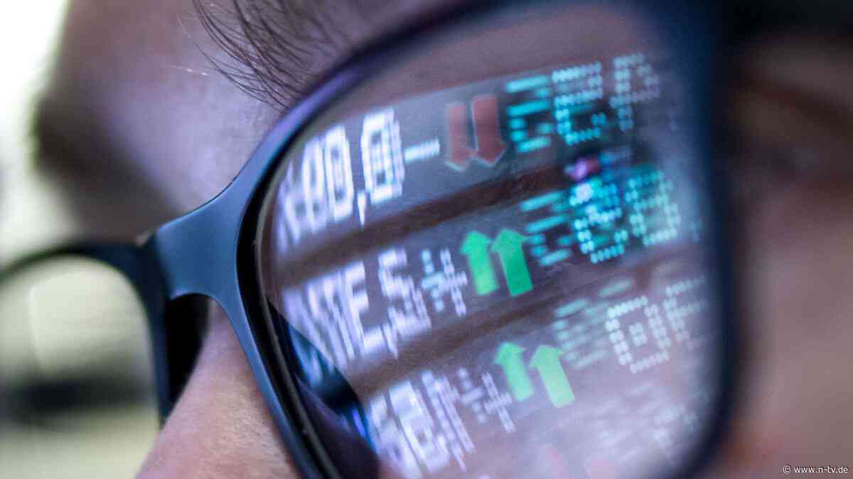 Tatsächlich allwissend?: Geldanlage mit KI: Schnelle Infos, aber viele Fallstricke