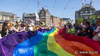 In beeld | Eerste 'historische viering' WorldPride begonnen in Amsterdam