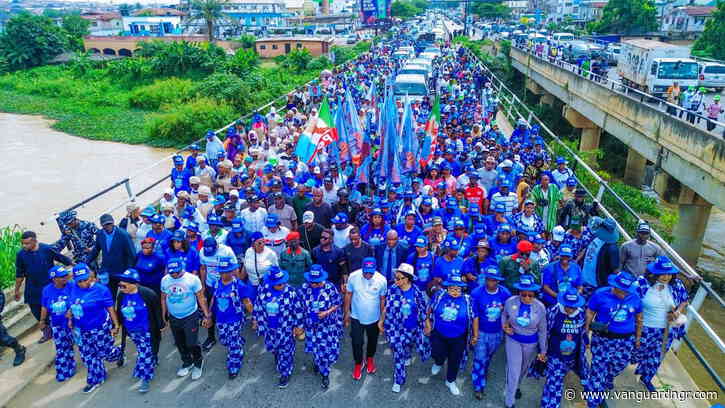 Osun Election: Oyetola’s wife mobilises 10,000 female canvassers for Oyebamiji