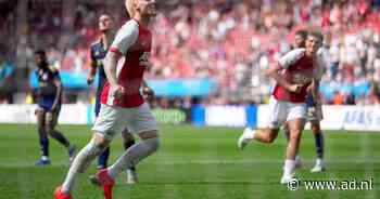 Meerdink helpt AZ aan comeback, Telstar hard onderuit tegen amateurs, Feyenoorders basketballen