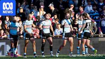 Live: A perfect 10 for Cronulla in Manly mauling