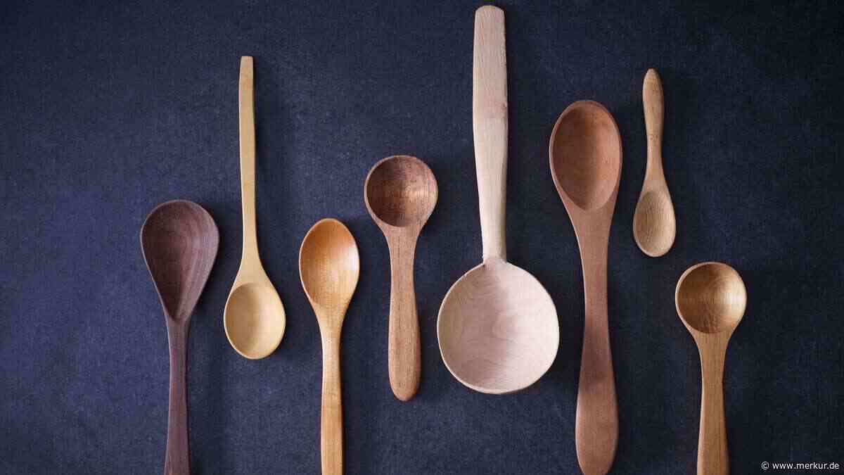 Genialer Küchentrick: Warum Sie ab sofort immer einen Kochlöffel in nasse Flaschen stecken sollten