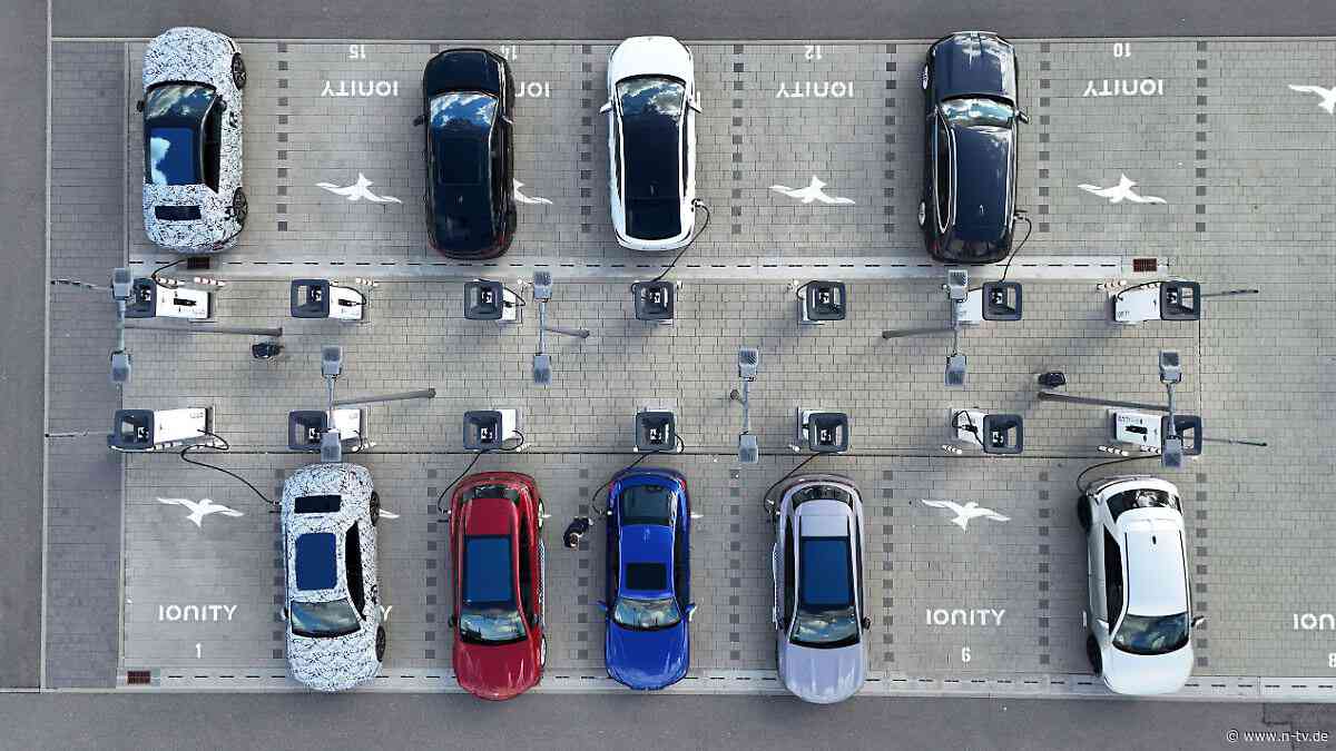 Oder doch besser Wechselakkus?: Salz statt Lithium: Neue Batterien für E-Autos kommen