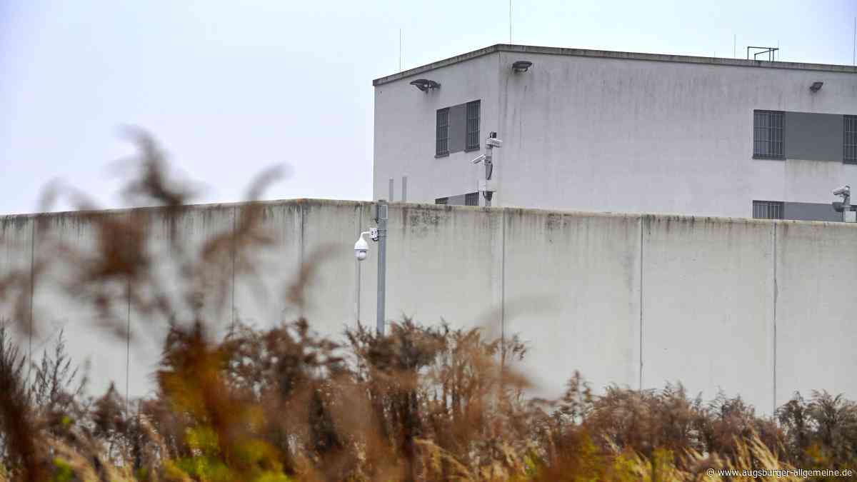 Fatales Frauenduo: Wie die Leiterinnen der JVA Gablingen ihre eigene kranke Knast-Welt erschaffen haben