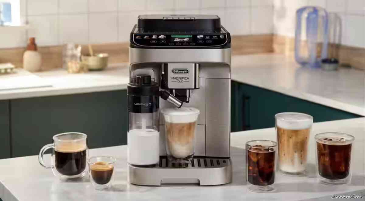 I’m Hot for De’Longhi’s New Automatic Espresso Machine That Also Does Cold Brew
