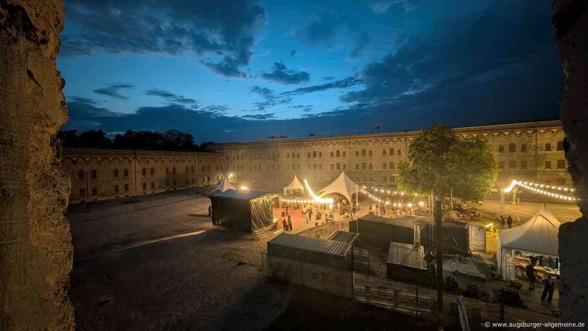 Kreativität hinter meterdicken Mauern: Der Kehlturm der Ulmer Wilhelmsburg wird zum Marktplatz