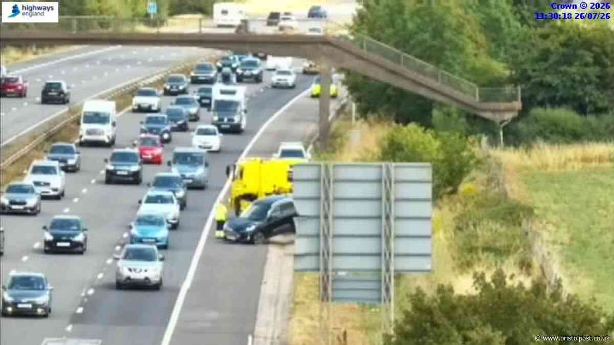 Crash on busy stretch of M5