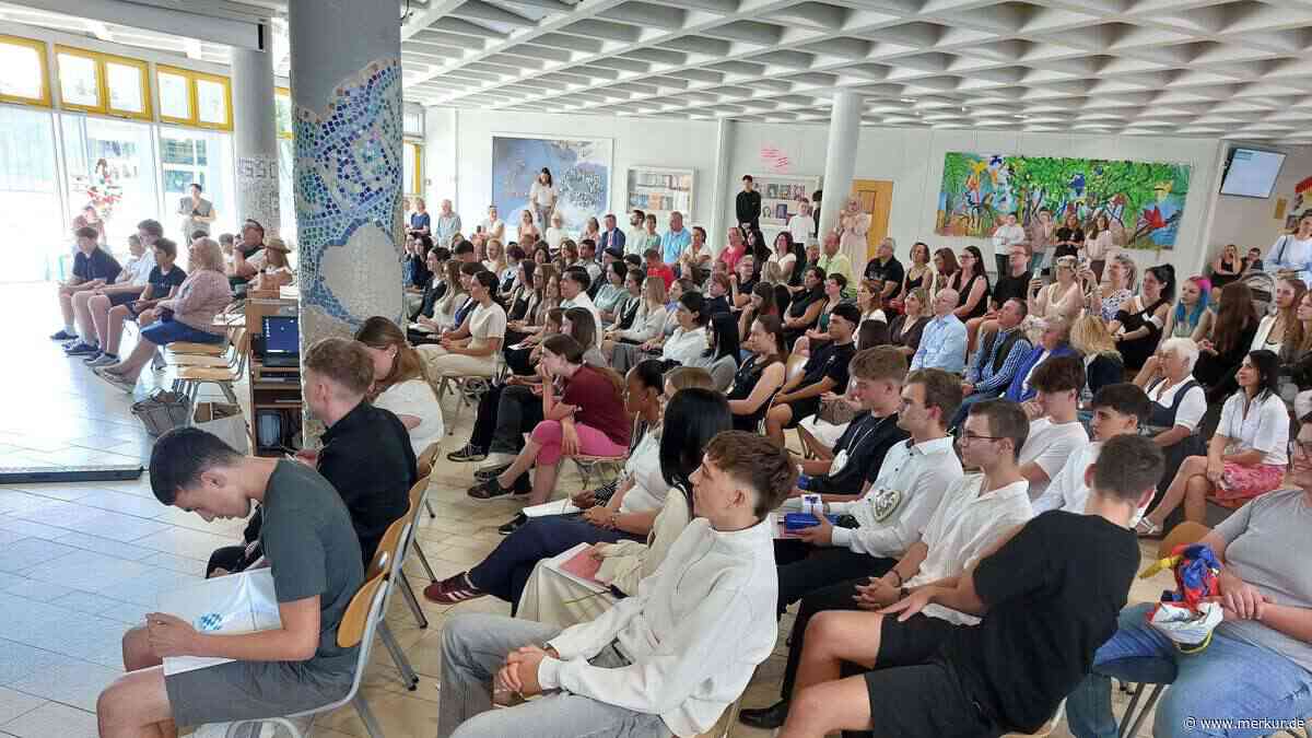 63 Absolventen verlassen Anni-Pickert-Schule mit Abschluss