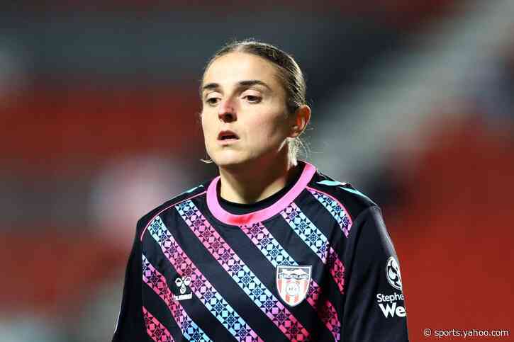 Watford sign experienced goalkeeper Lambourne